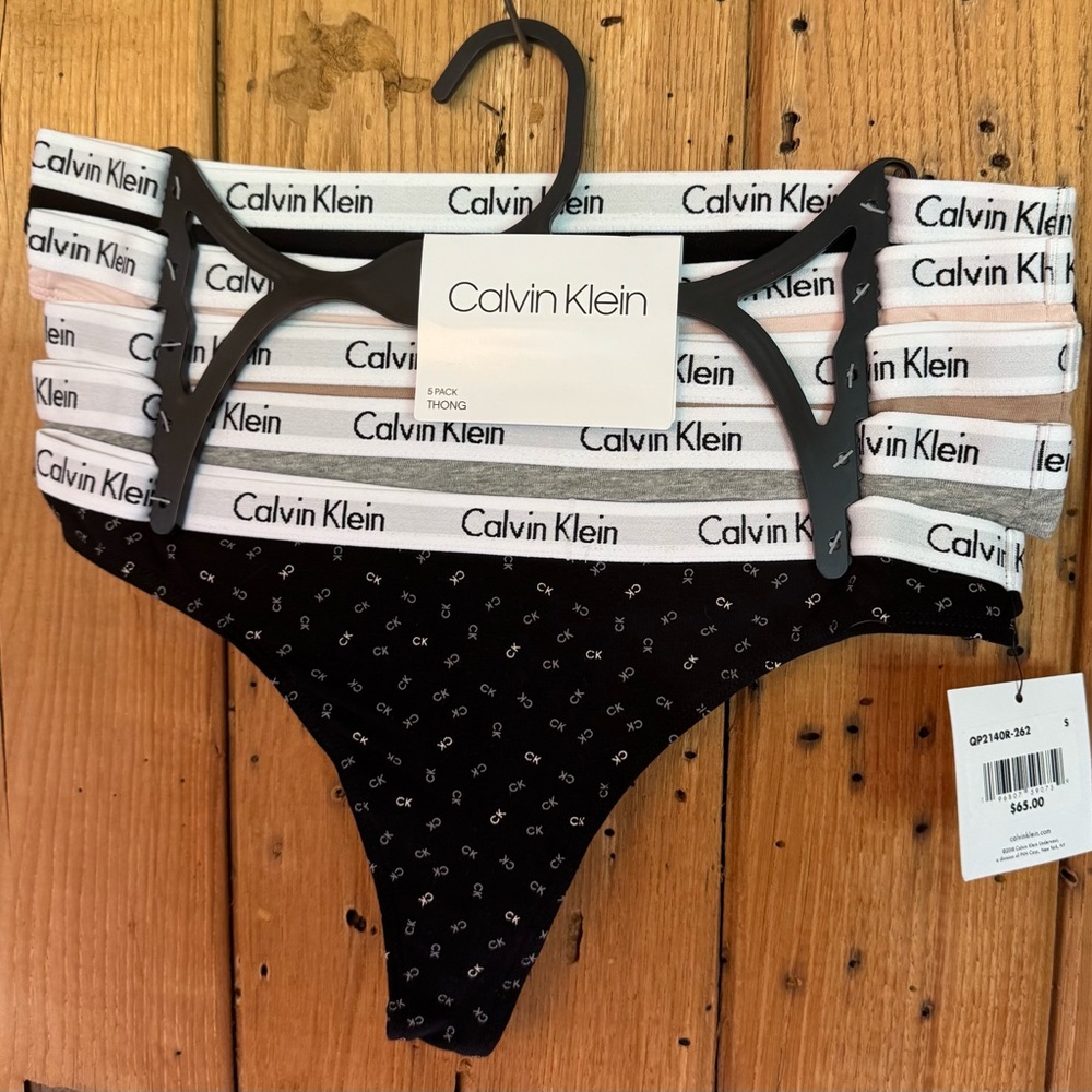 Calvin Klein Thong Underwear 5 Pack Women’s Size Small